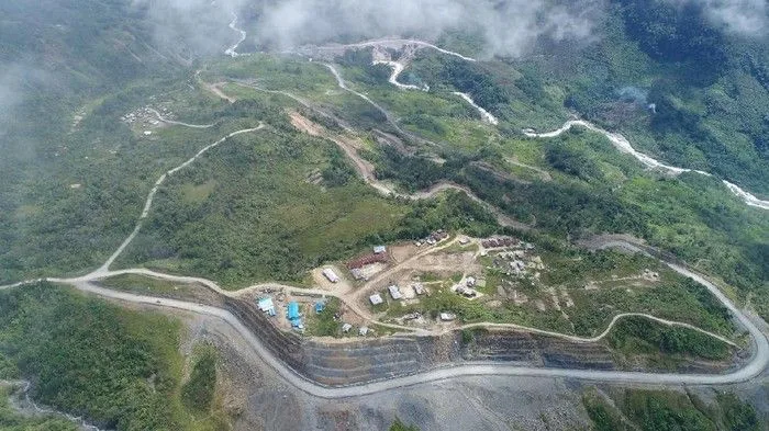 PAPUA TETAP MELANGKAH MAJU: MEMATAHKAN GENERALISASI CACAT DATA DAN NARASI DISTORSI "KORBAN SEPIHAK"